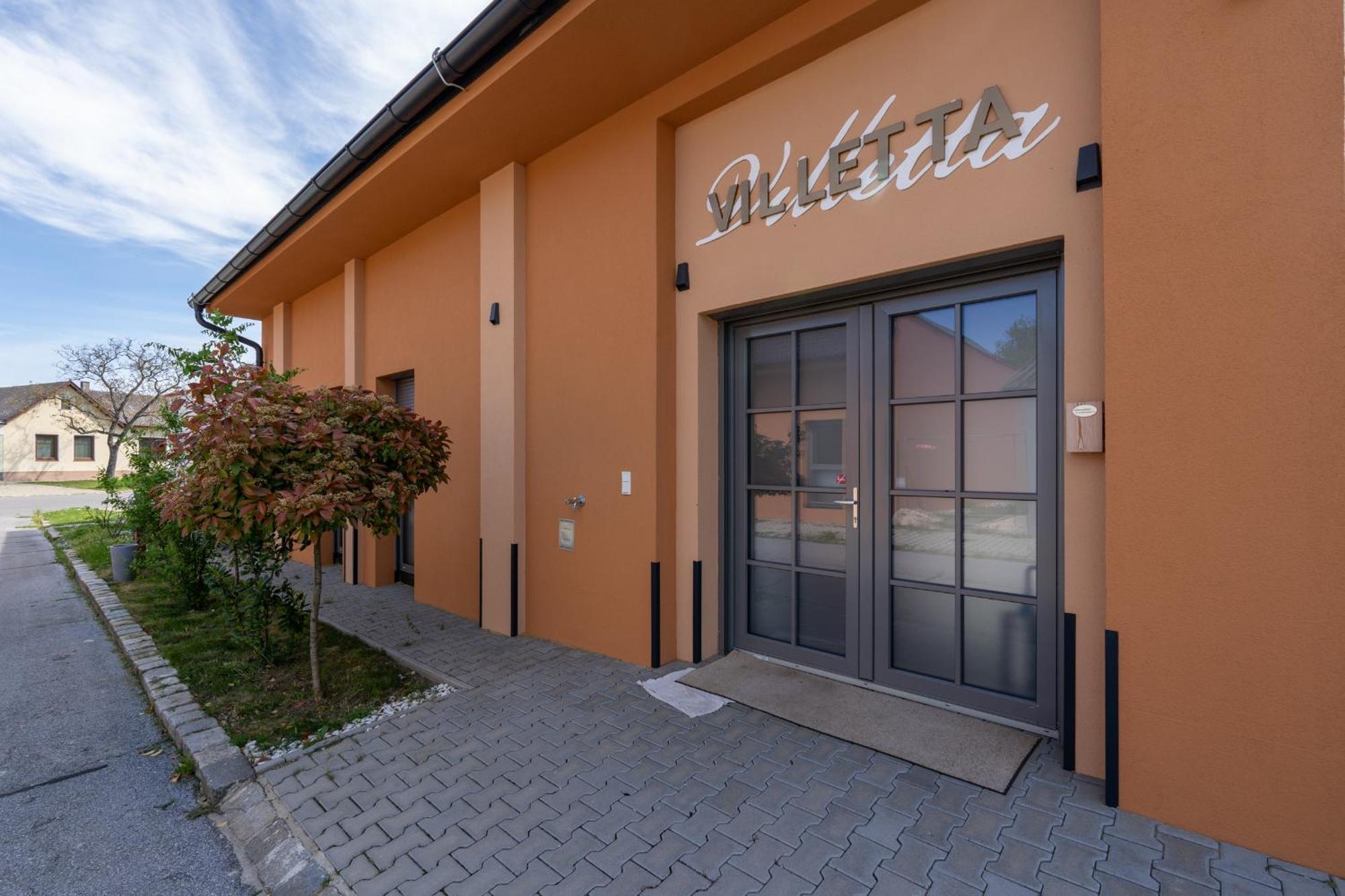 Pension Pannonia Parndorf Exterior foto